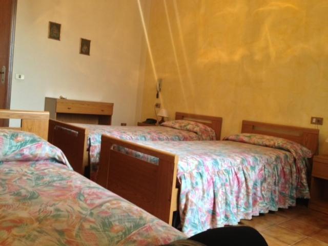 Albergo Ristorante La Scaiola Nuvolera Oda fotoğraf